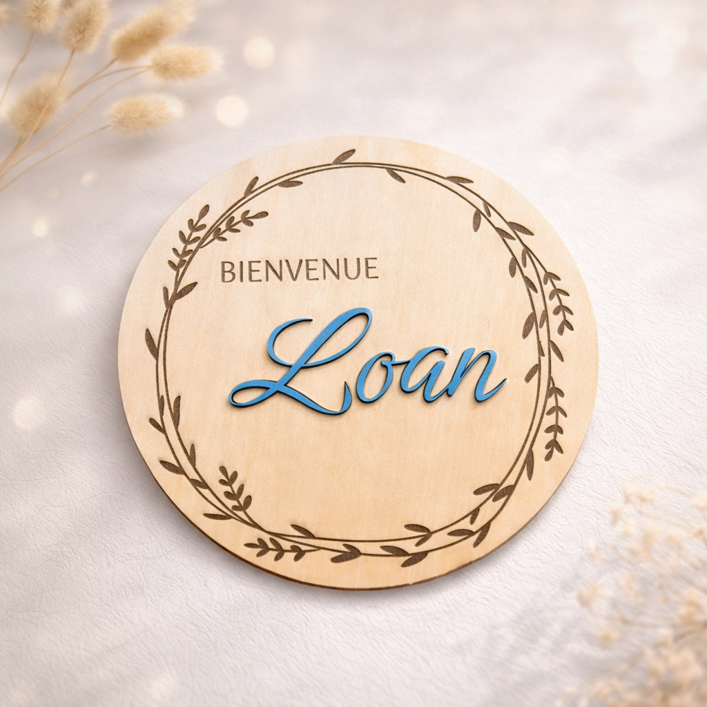 Panneau de bienvenue bébé personnalisé en bois – Prénom en relief