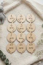 Cartes “12 mois bébé” en bois – Version ballon